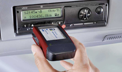 Sťahovanie digitálneho tachografu pomocou DLKPro TIS-Compact